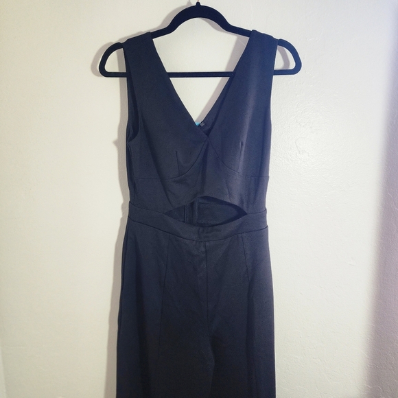 Artemis Cropped Jumpsuit - Picture 1 of 6